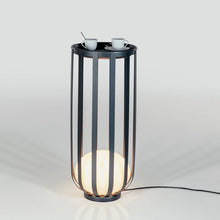 Ladda upp bild till gallerivisning, Bols utomhuslampa - bord