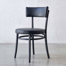 Ladda upp bild till gallerivisning, Källa stol