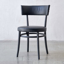 Ladda upp bild till gallerivisning, Källa stol