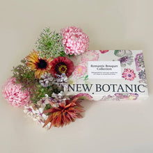 Ladda upp bild till gallerivisning, New Botanic - Romantic Bouquet Collection