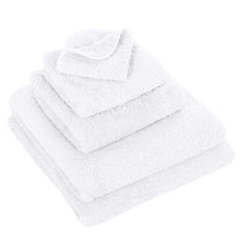 Ladda upp bild till gallerivisning, White 001