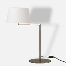 Ladda upp bild till gallerivisning, Americana bordslampa