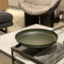 Ladda upp bild till gallerivisning, Carry Away bricka på TATI soffbord