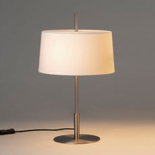 Ladda upp bild till gallerivisning, Diana bordslampa