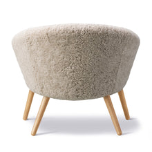 Ladda upp bild till gallerivisning, Ditzel Lounge Chair - Fårskinn