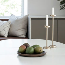 Ladda upp bild till gallerivisning, Grace ljusstakar i mässing