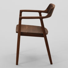 Ladda upp bild till gallerivisning, Hiroshima High karmstol (träsits)