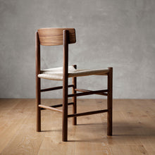 Ladda upp bild till gallerivisning, J39 Walnut Frederica