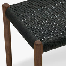 Ladda upp bild till gallerivisning, Valnöt / svart snöre