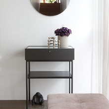 Ladda upp bild till gallerivisning, LUC Console 65