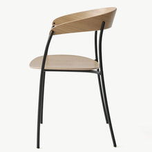 Ladda upp bild till gallerivisning, Missing Armchair