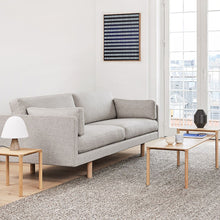 Ladda upp bild till gallerivisning, Piloti Table 46,5x39