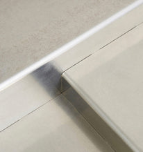 Ladda upp bild till gallerivisning, Rivet Side Table