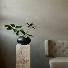 Load image into Gallery viewer, Surround Vase