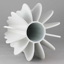 Ladda upp bild till gallerivisning, Vit porslinsvas