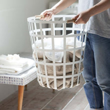 Ladda upp bild till gallerivisning, Tvättkorg från Yamazaki