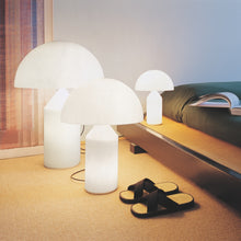 Ladda upp bild till gallerivisning, Tre lampor Atollo från Oluce