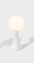 Ladda upp bild till gallerivisning, Bilia lampa i vitt
