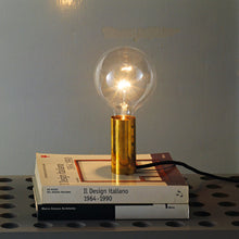 Ladda upp bild till gallerivisning, NEB bordslampa i mässing