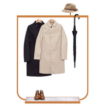 Ladda upp bild till gallerivisning, Klädhängaren Tati