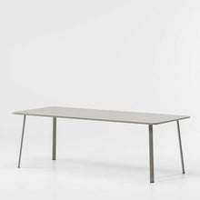 Ladda upp bild till gallerivisning, Village matbord