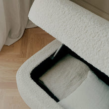 Load image into Gallery viewer, Covent Pouf Medium
