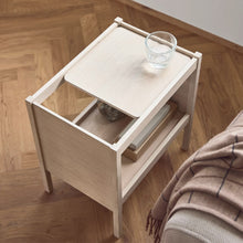 Ladda upp bild till gallerivisning, Journal Side Table

