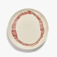 Ladda upp bild till gallerivisning, Tallrik - White Swirl-stripes Red 2-pack
