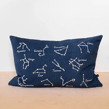 Ladda upp bild till gallerivisning, Kuddfodral Stjärntecken
