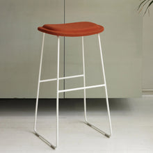 Ladda upp bild till gallerivisning, Hi Pad Stool
