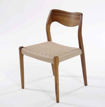 Ladda upp bild till gallerivisning, JL Möller Chair No 71 i valnöt 
